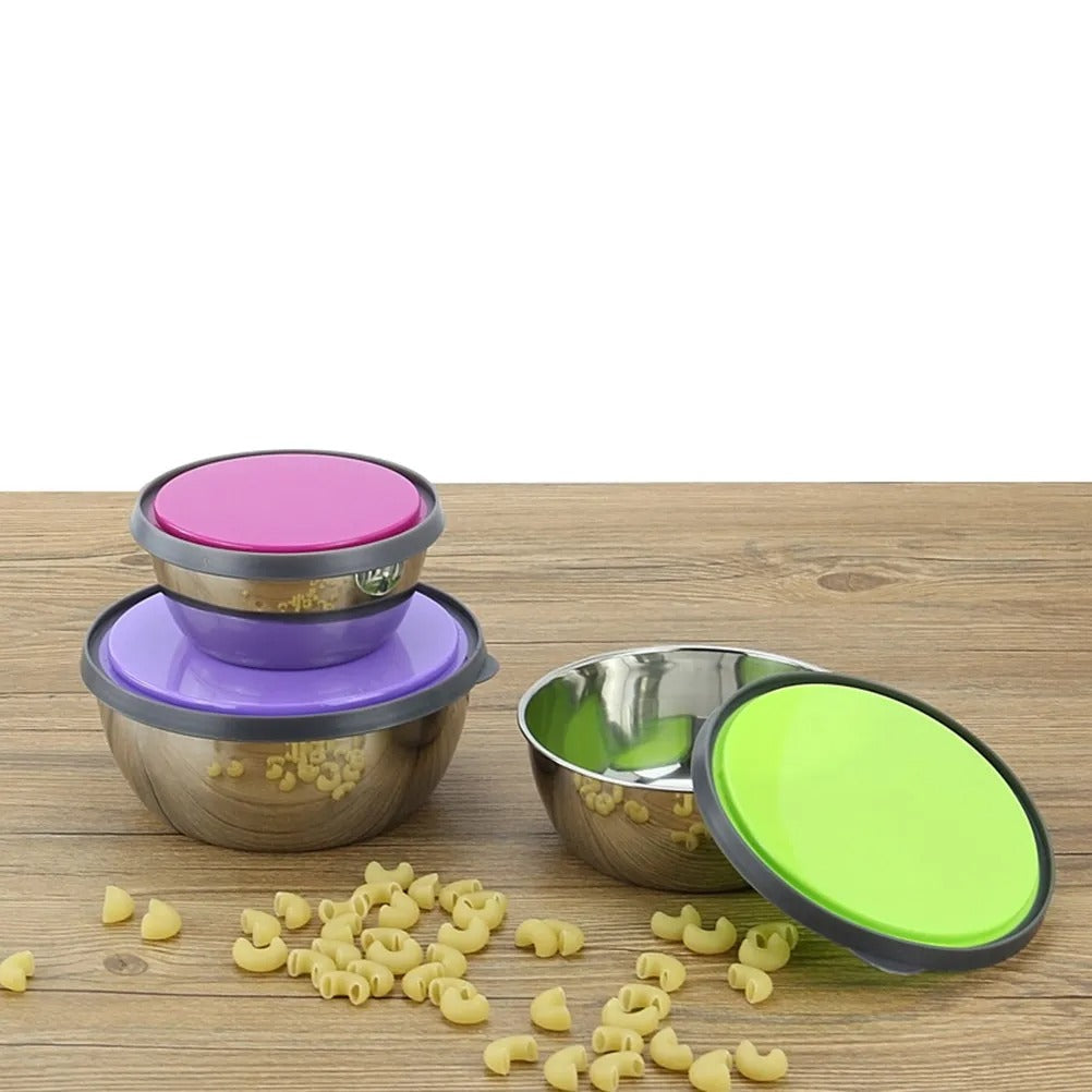Set of 3 nesting stainless steel food containers with leak-proof lids, stackable, space-saving, for lunch and picnic