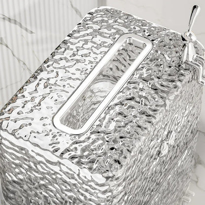 Lightweight luxury tissue box