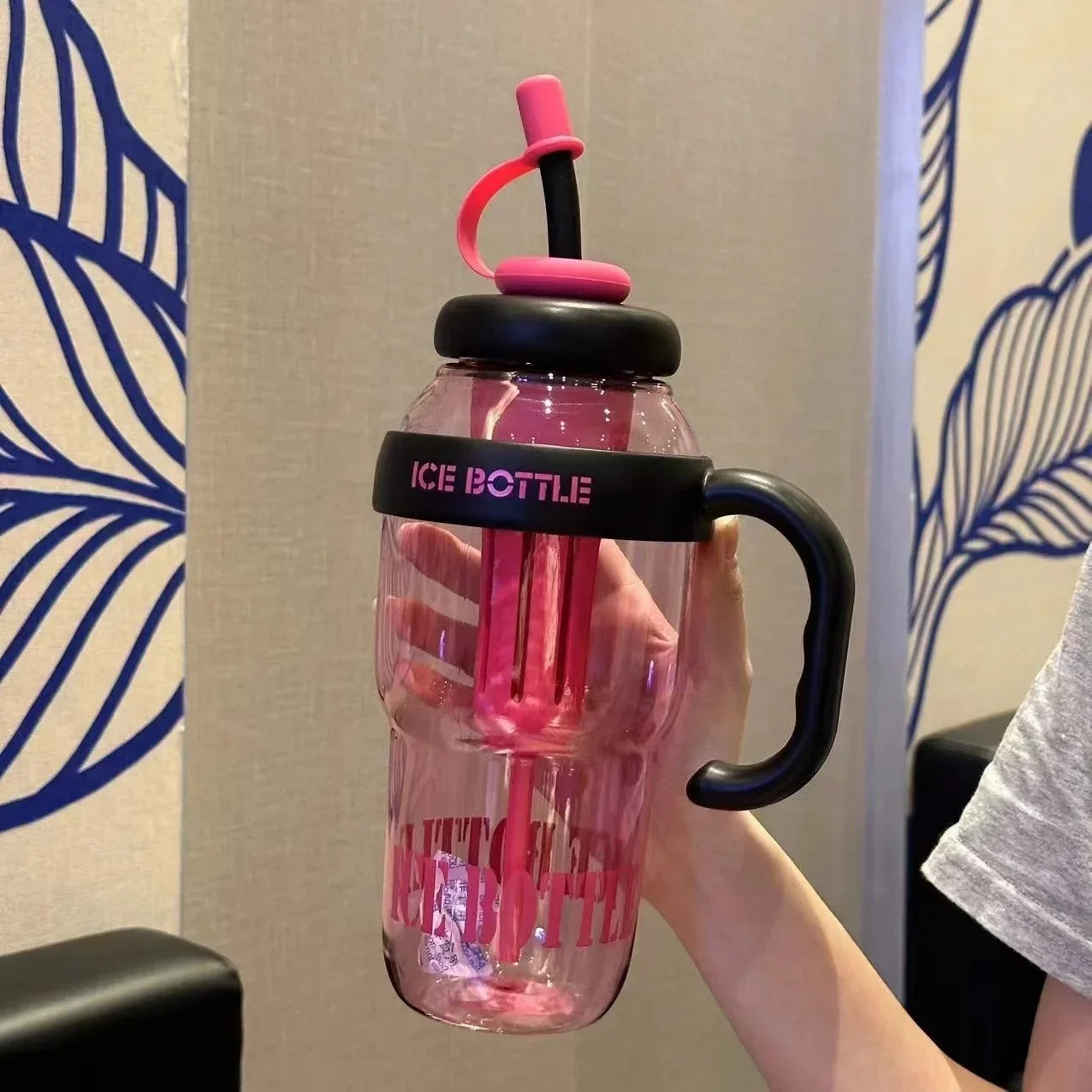 1PC 1300ML Portable Plastic Cup Large Capacity Plastic Straw Drinking Bottle Outdoor Travel Portable Gym Fitness Summer Water Cup