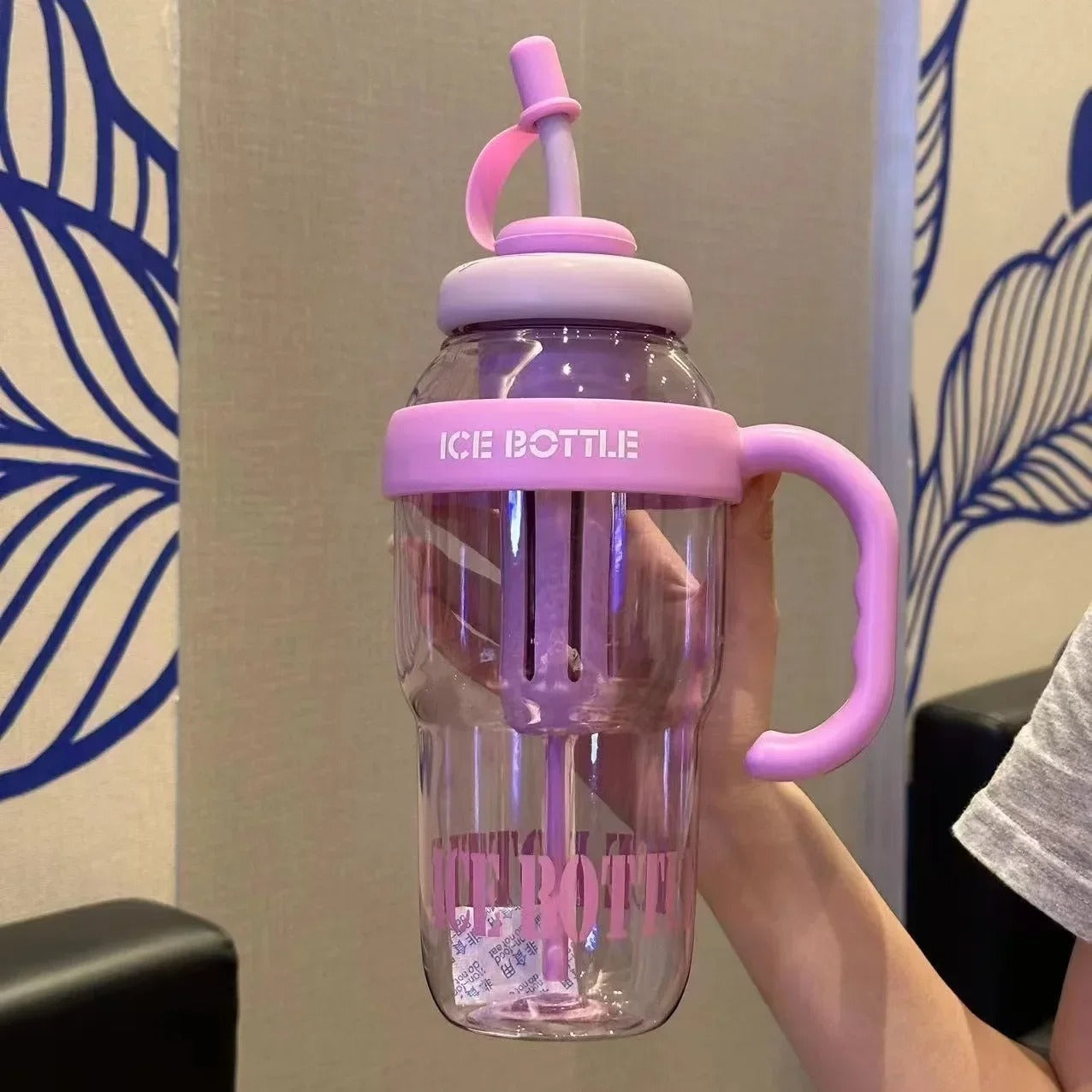 1PC 1300ML Portable Plastic Cup Large Capacity Plastic Straw Drinking Bottle Outdoor Travel Portable Gym Fitness Summer Water Cup